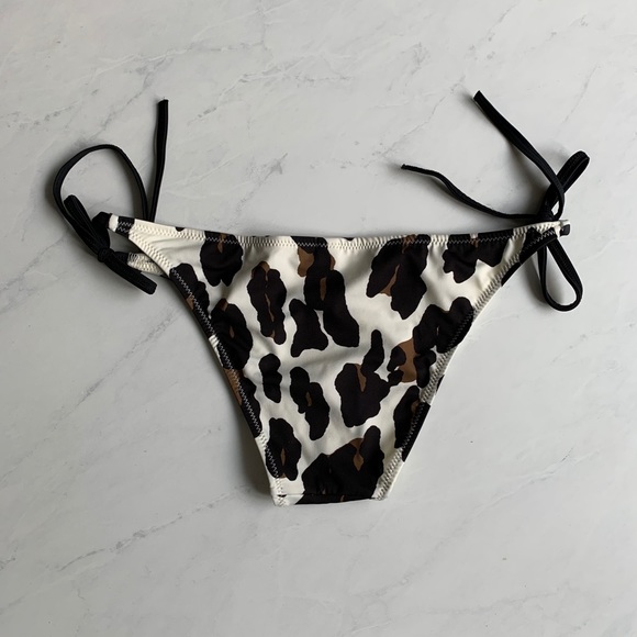 Solid & Striped Charlotte Bottom Bikini - Picture 2 of 5